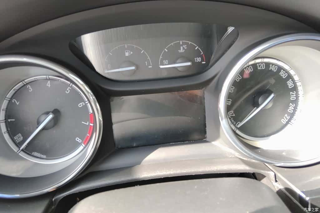 Buick Verano, 2017 14