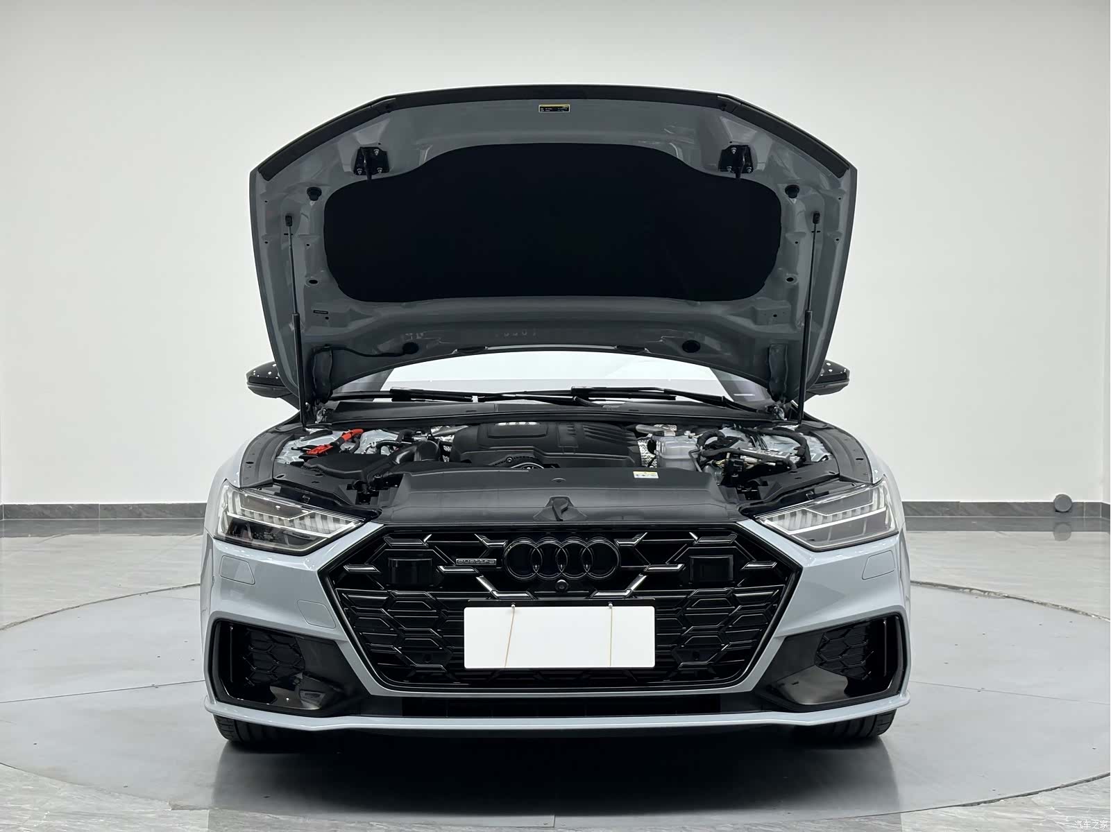 Audi A7L, 2025 26