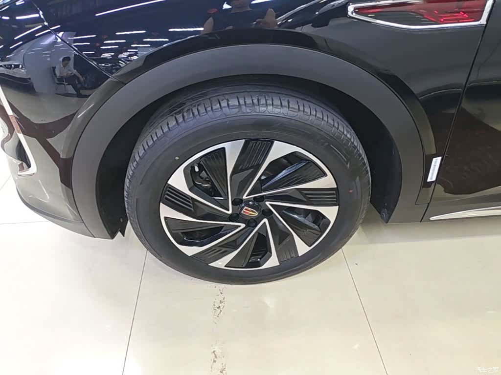 Hongqi HS7, 2024 23