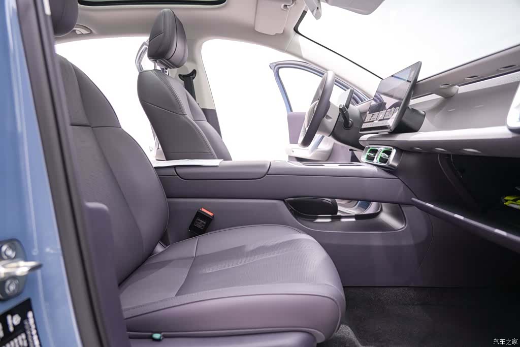 Leapmotor B01, 2025 22