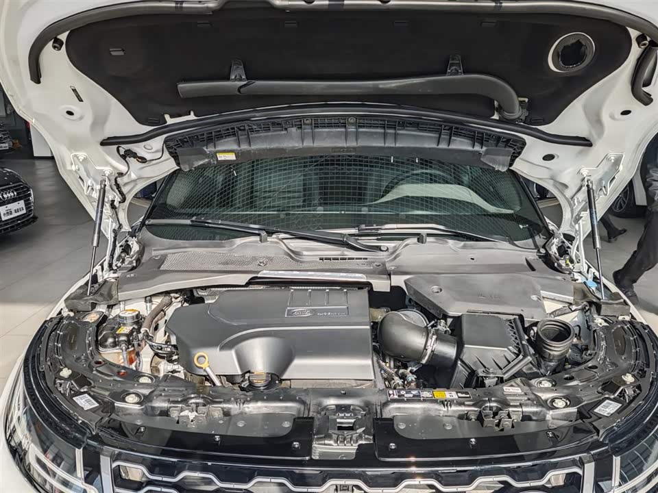 Land Rover Range Rover Aurora