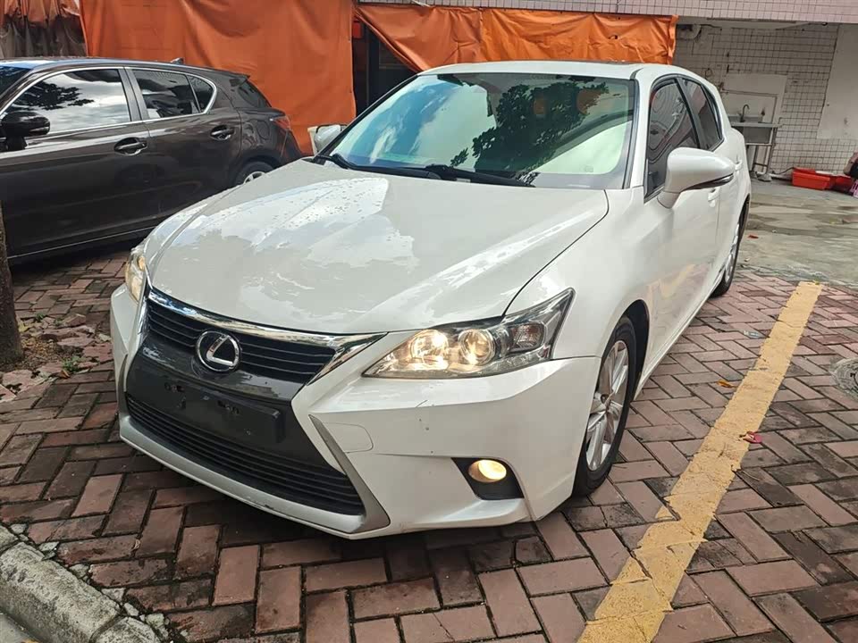 Lexus CT