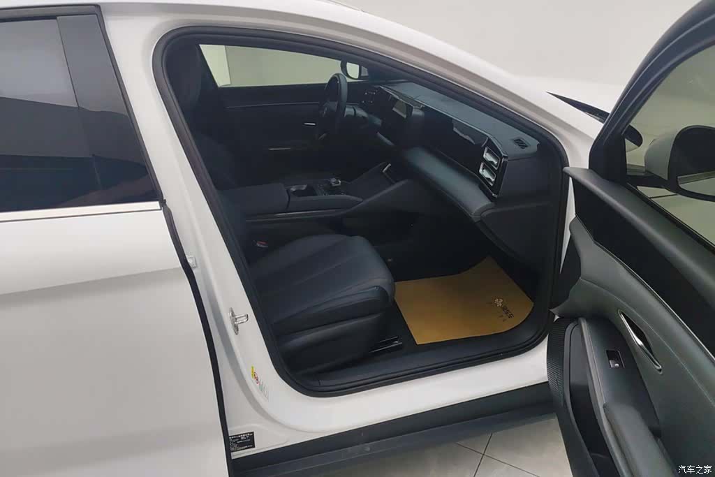 BYD Qin, 2025 8