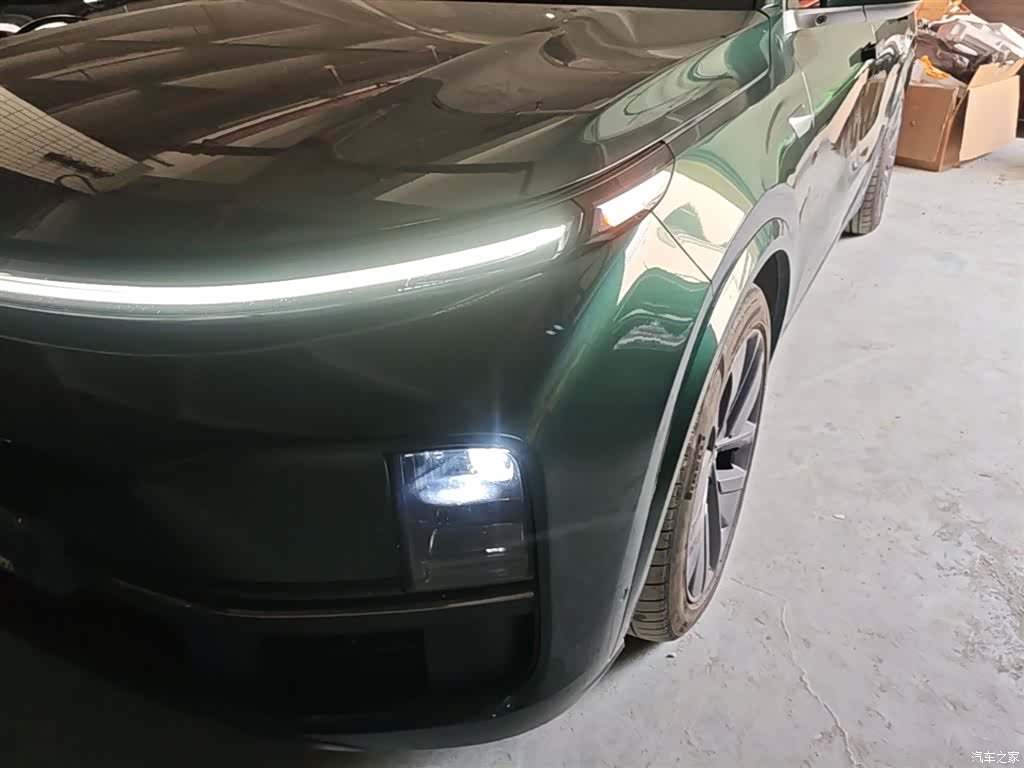 Li Auto L9, 2023 24