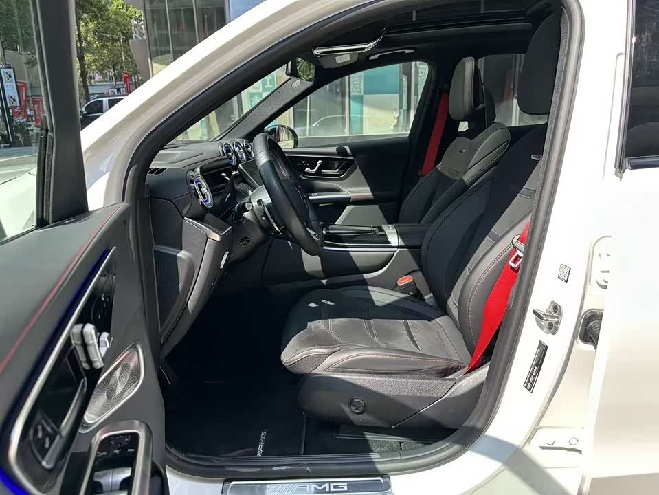 Mercedes-Benz GLC AMG