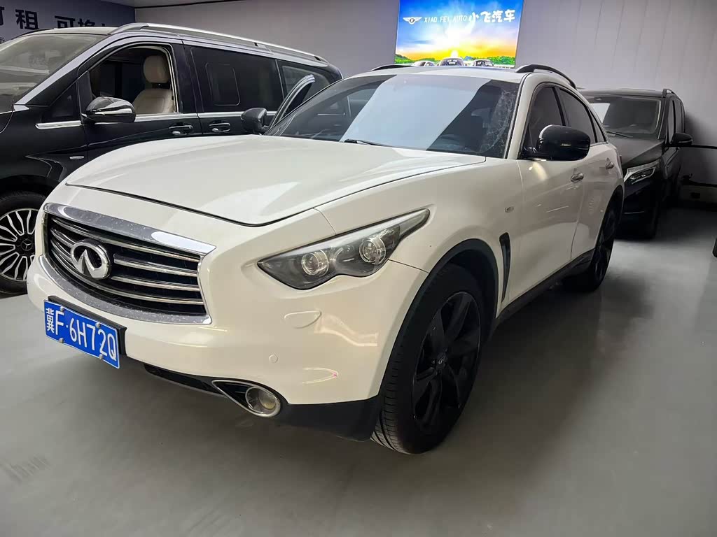 Infiniti QX70 2015 3.7L