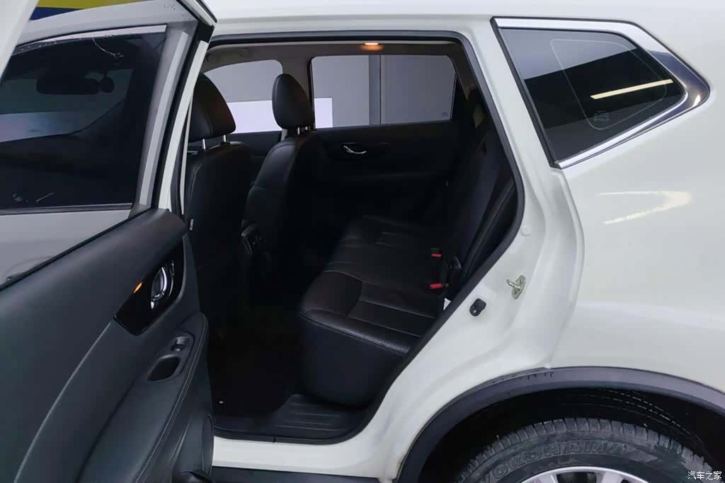 Nissan X-Trail, 2019 11