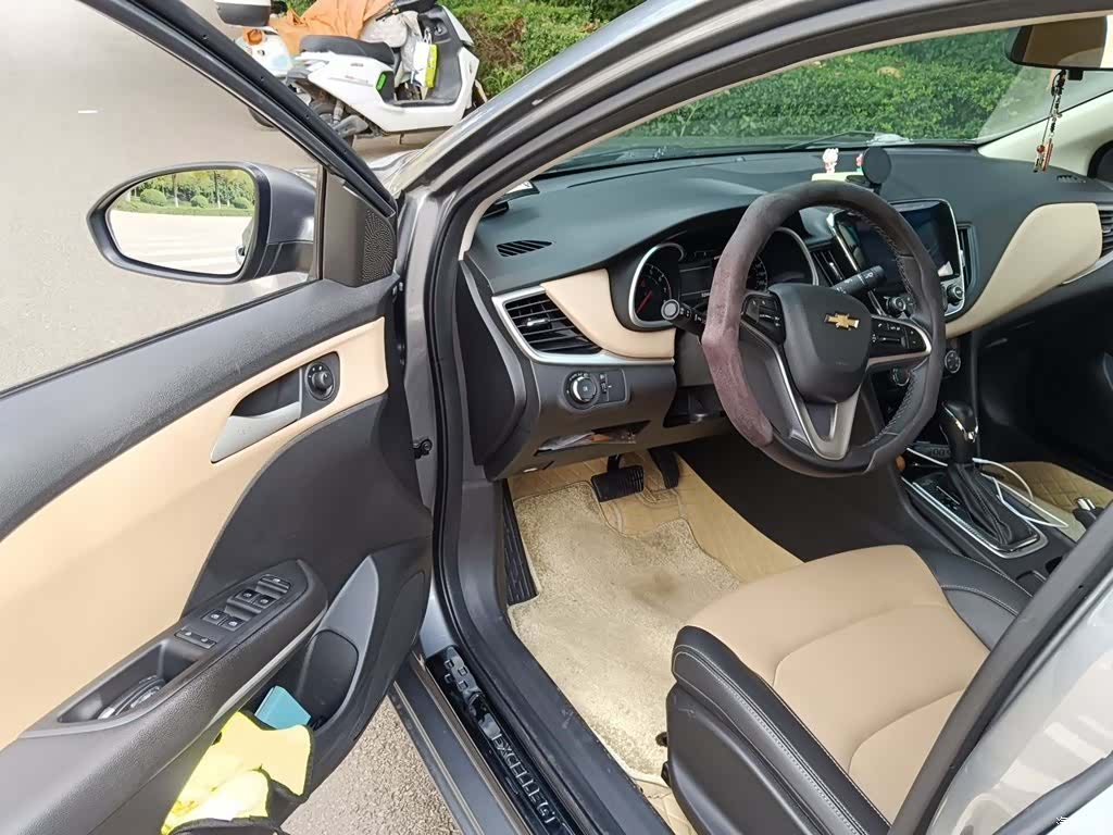 Chevrolet 320, 2021 13
