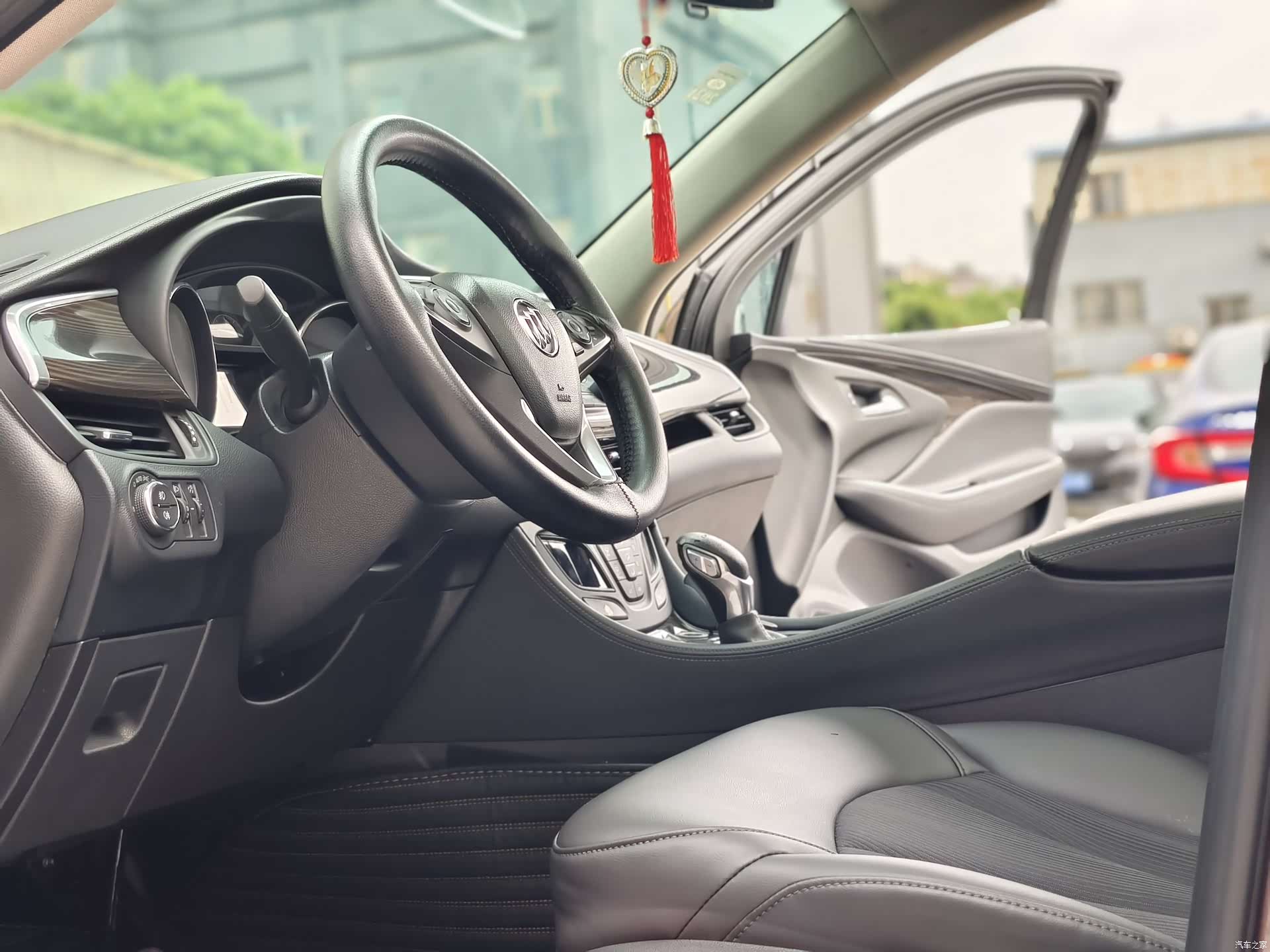Buick Envision Plus, 2019 14