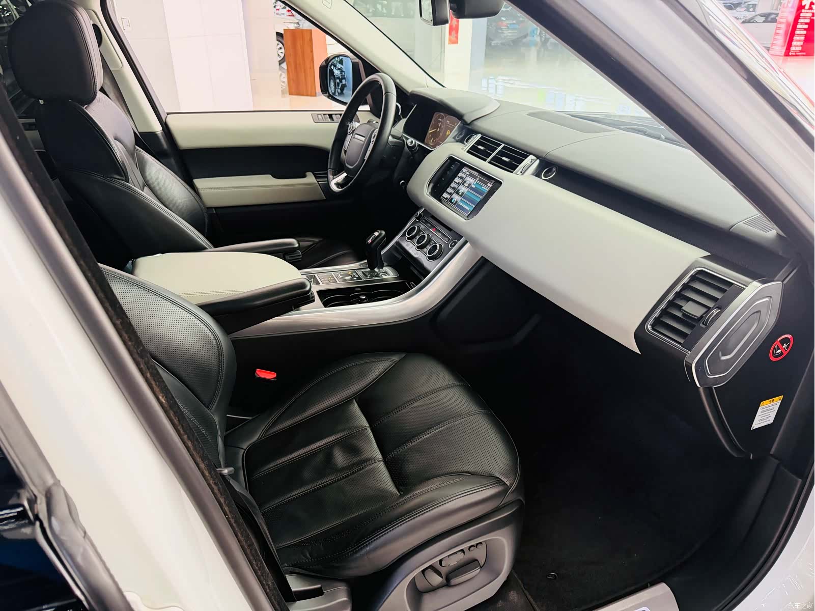 Land Rover Range Rover, 2015 9