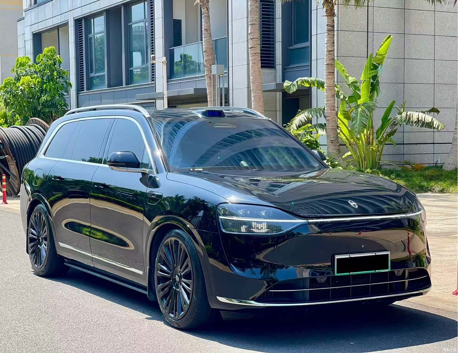 AITO M9, 2024 3