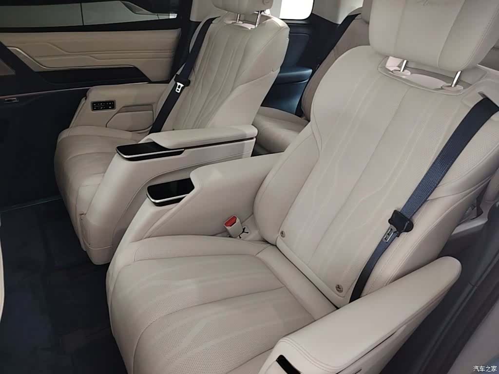 Buick Century, 2024 13