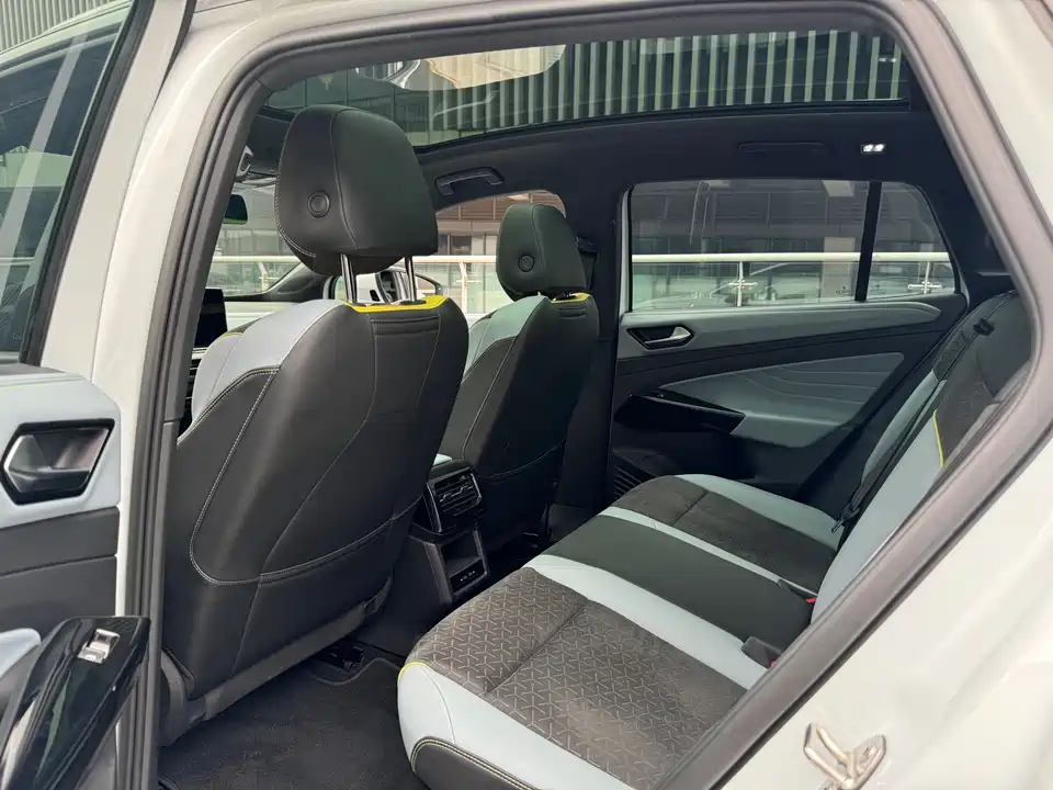 Volkswagen ID.4 X