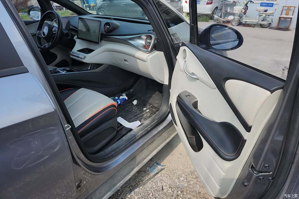 BYD Dolphin, 2023 8
