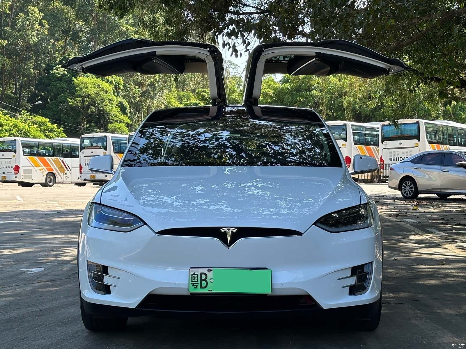 Tesla Model X, 2017 2