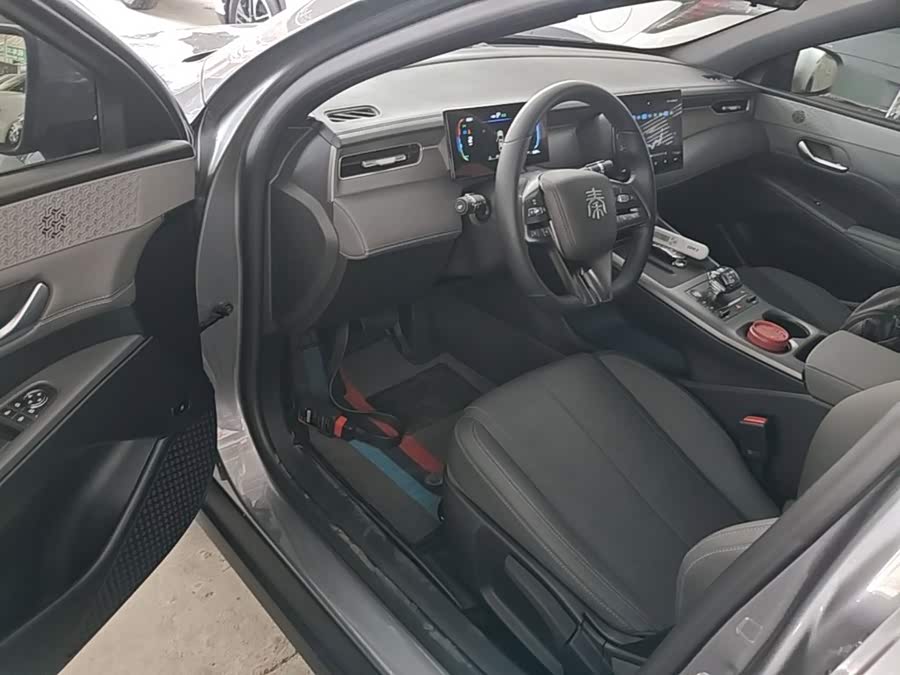 BYD Qin PLUS 2025, фото 16
