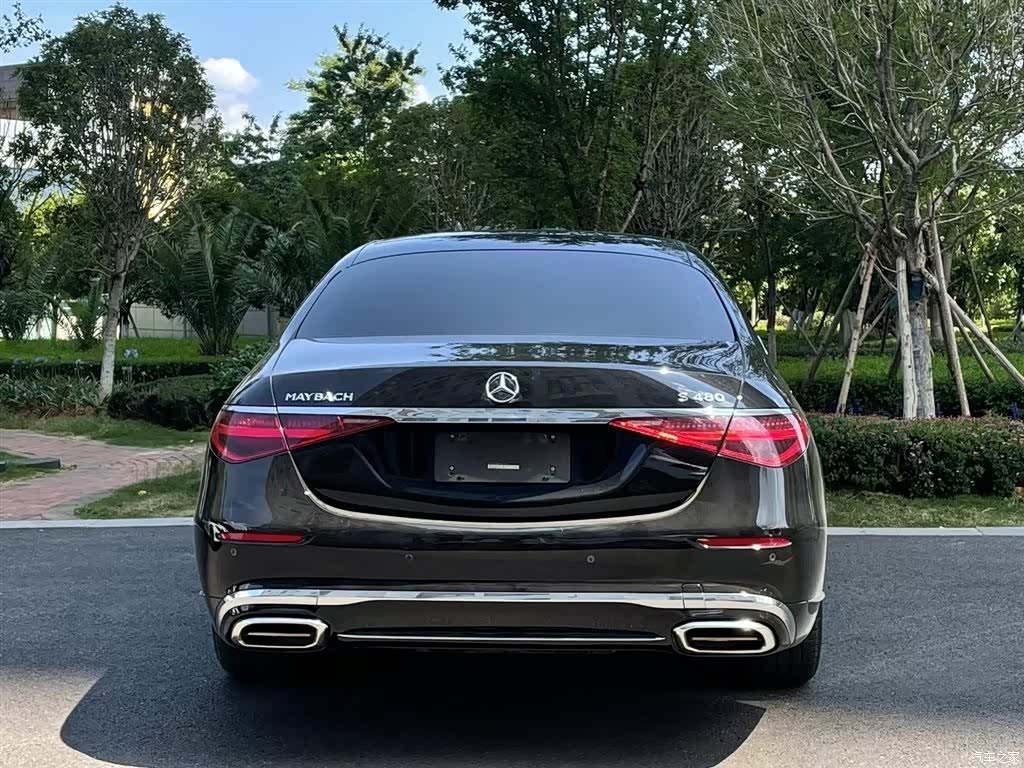 Maybach S-Class, 2022 4
