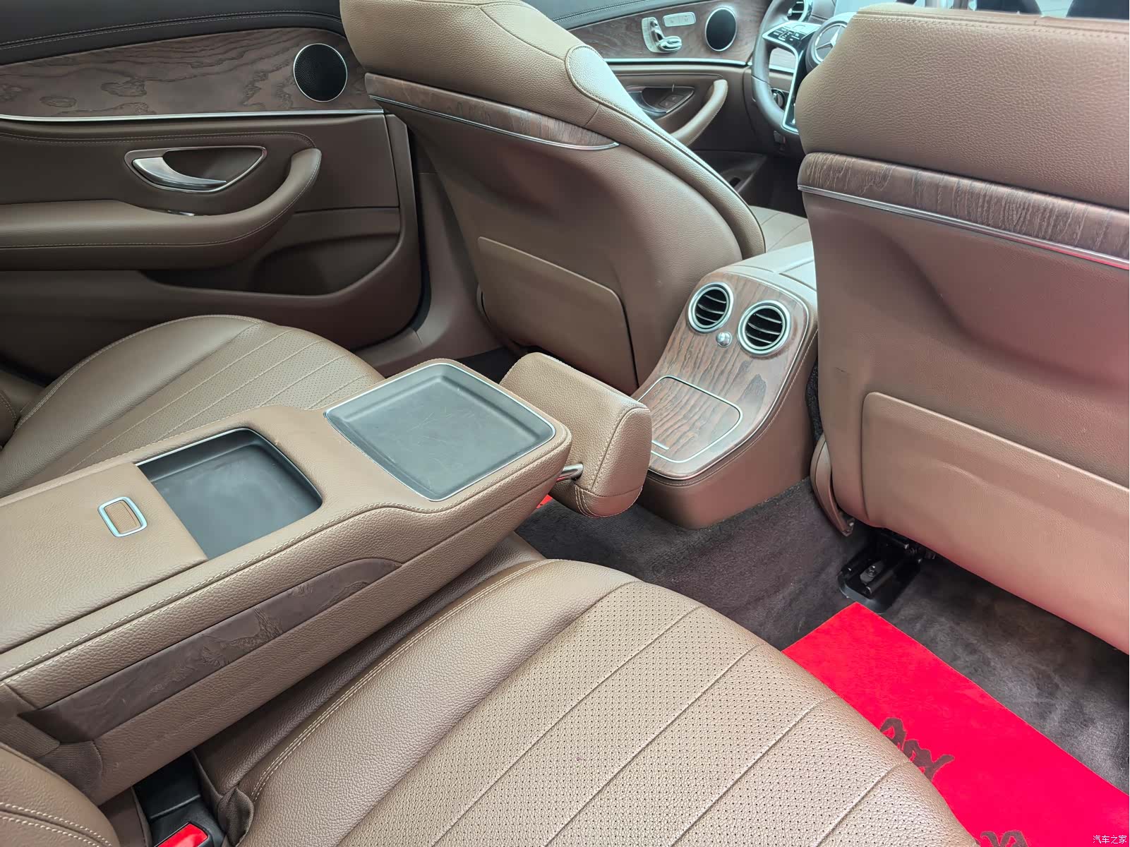 Mercedes-Benz E-Class, 2020 7