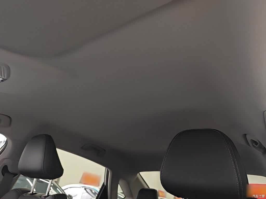 Geely Emgrand, 2025 18