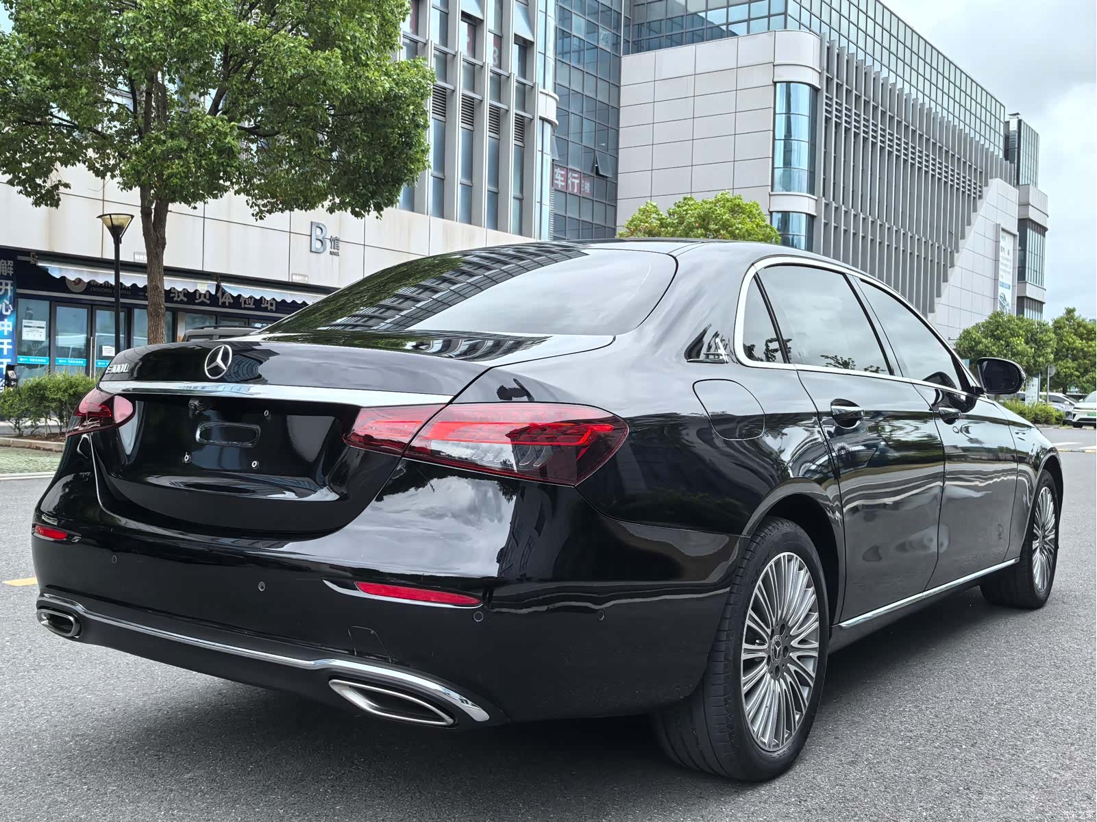 Mercedes-Benz E-Class, 2020 18