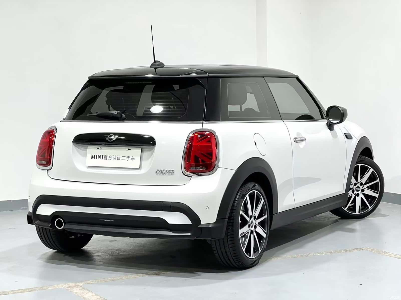 Mini Cooper, 2024 10