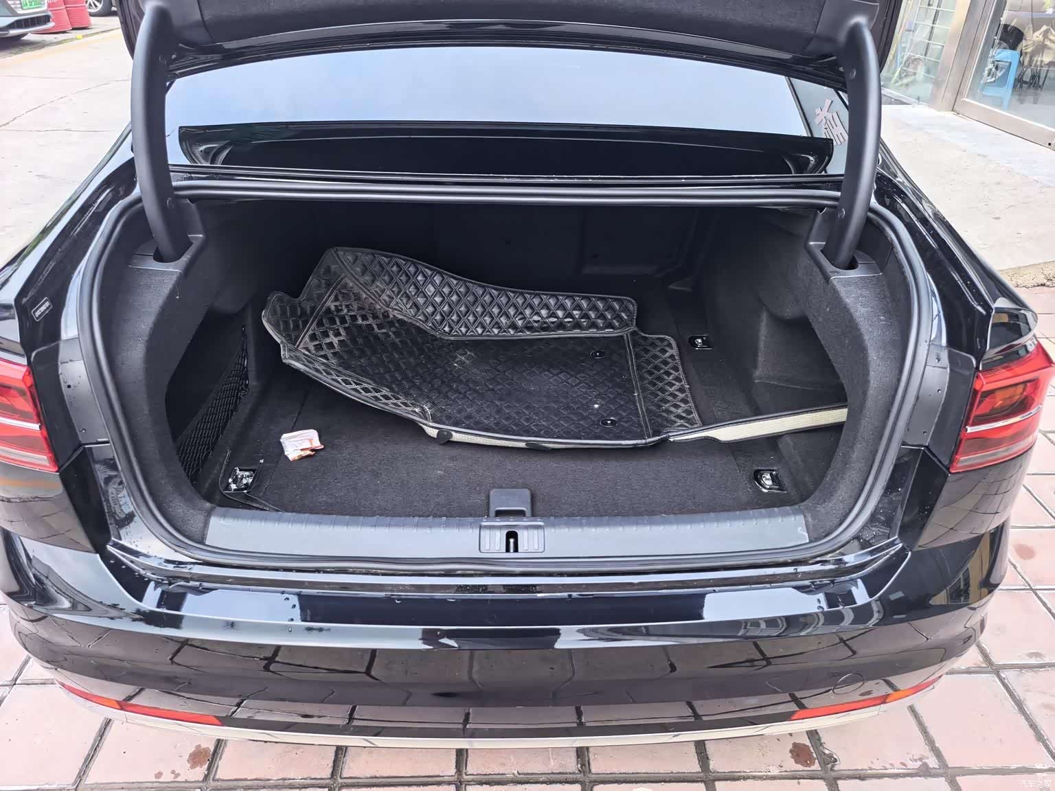 Volkswagen Phideon, 2021 15