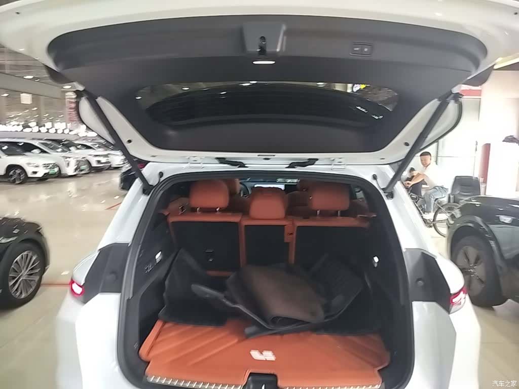 Li Auto L7, 2024 19
