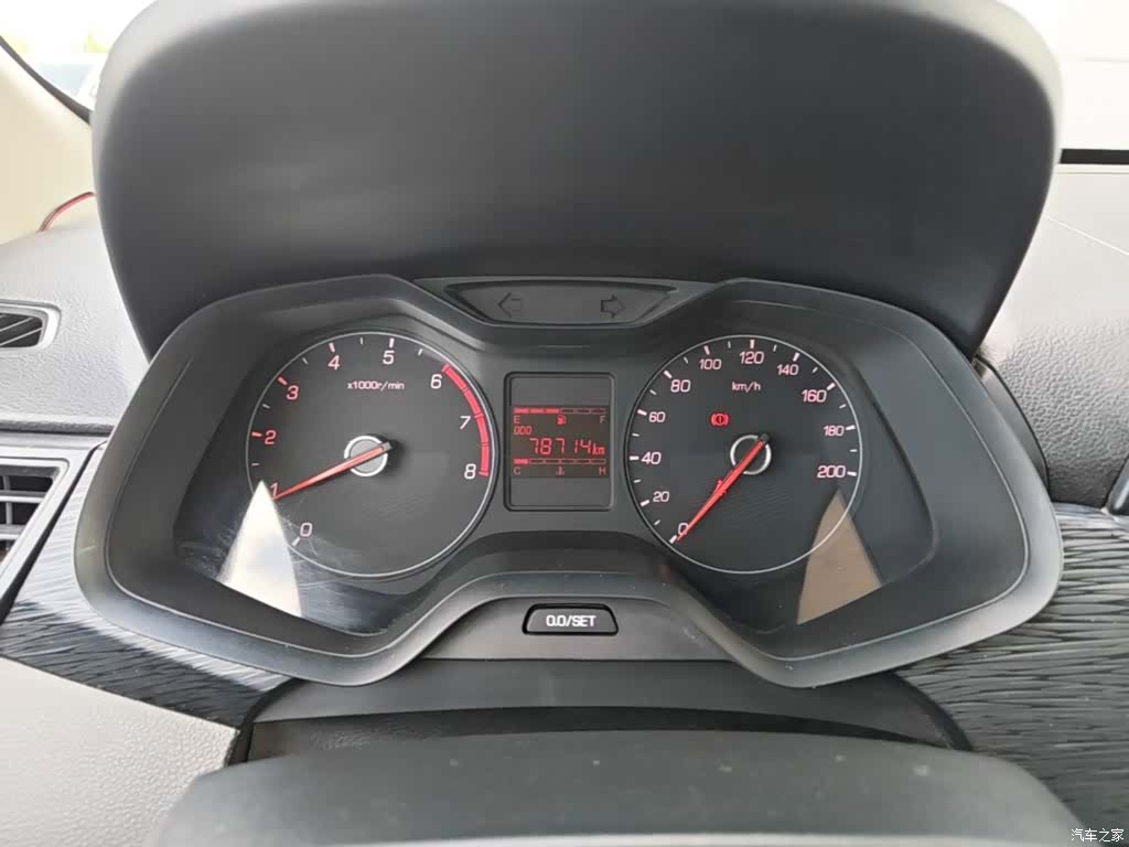 Wuling 310, 2016 12