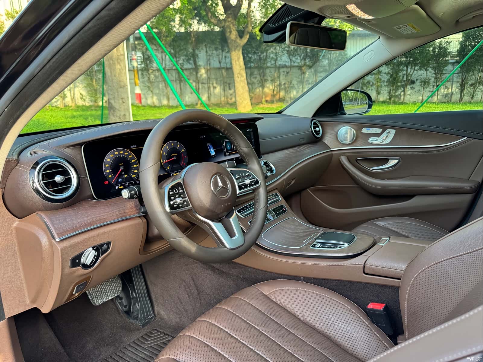 Mercedes-Benz E-Class, 2020 8
