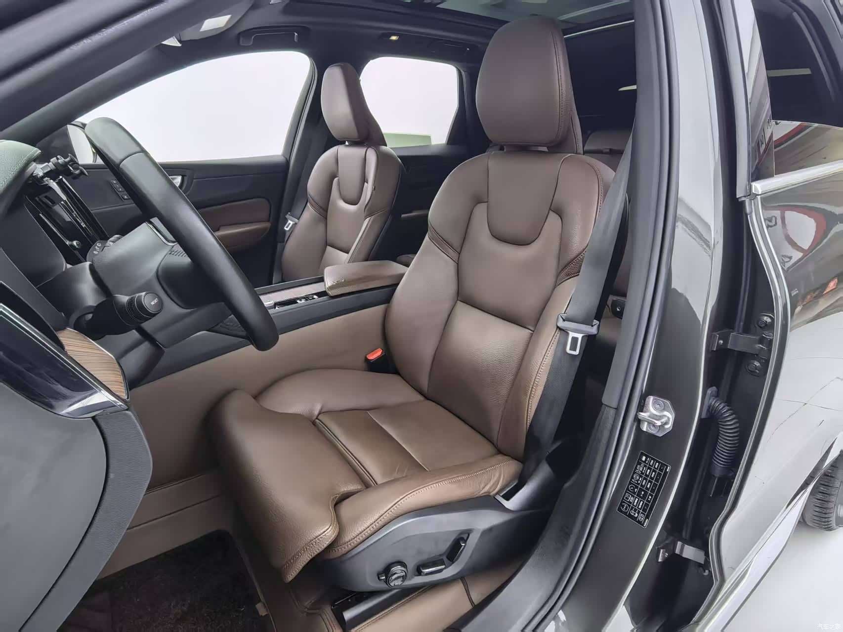 Volvo XC60, 2022 15