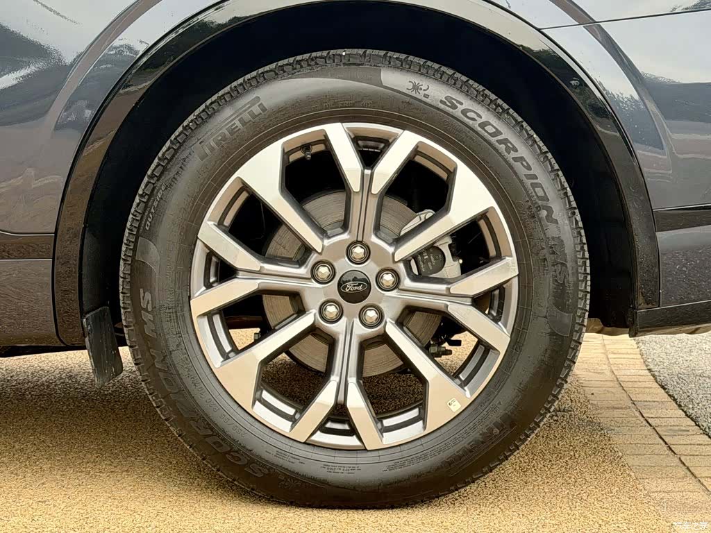 Ford Edge L, 2024 10