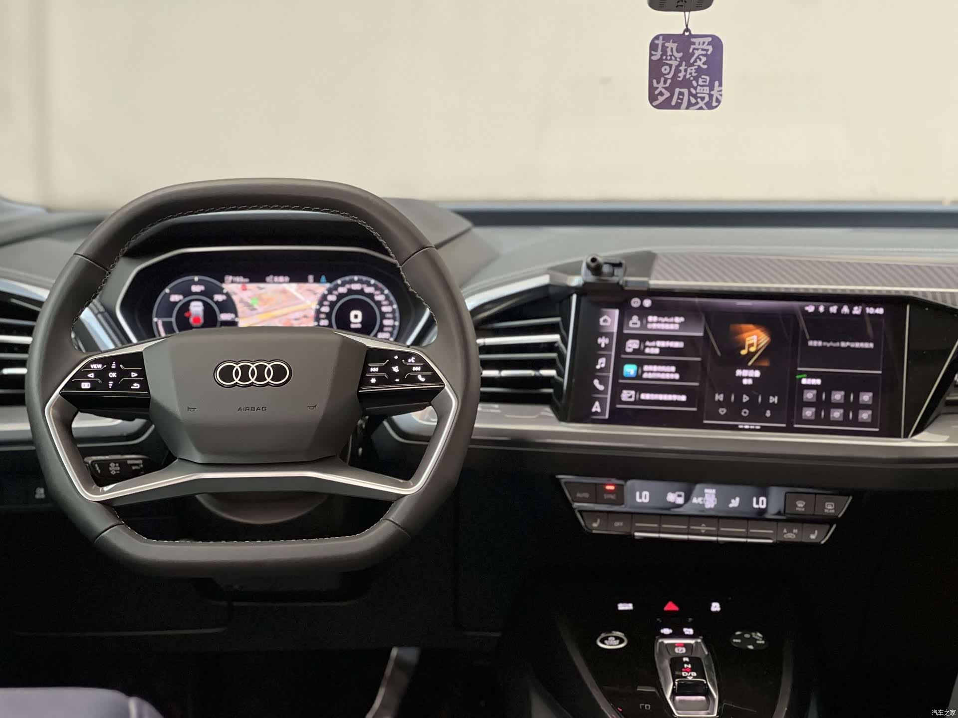 Audi Q4 e-tron, 2024 все фото