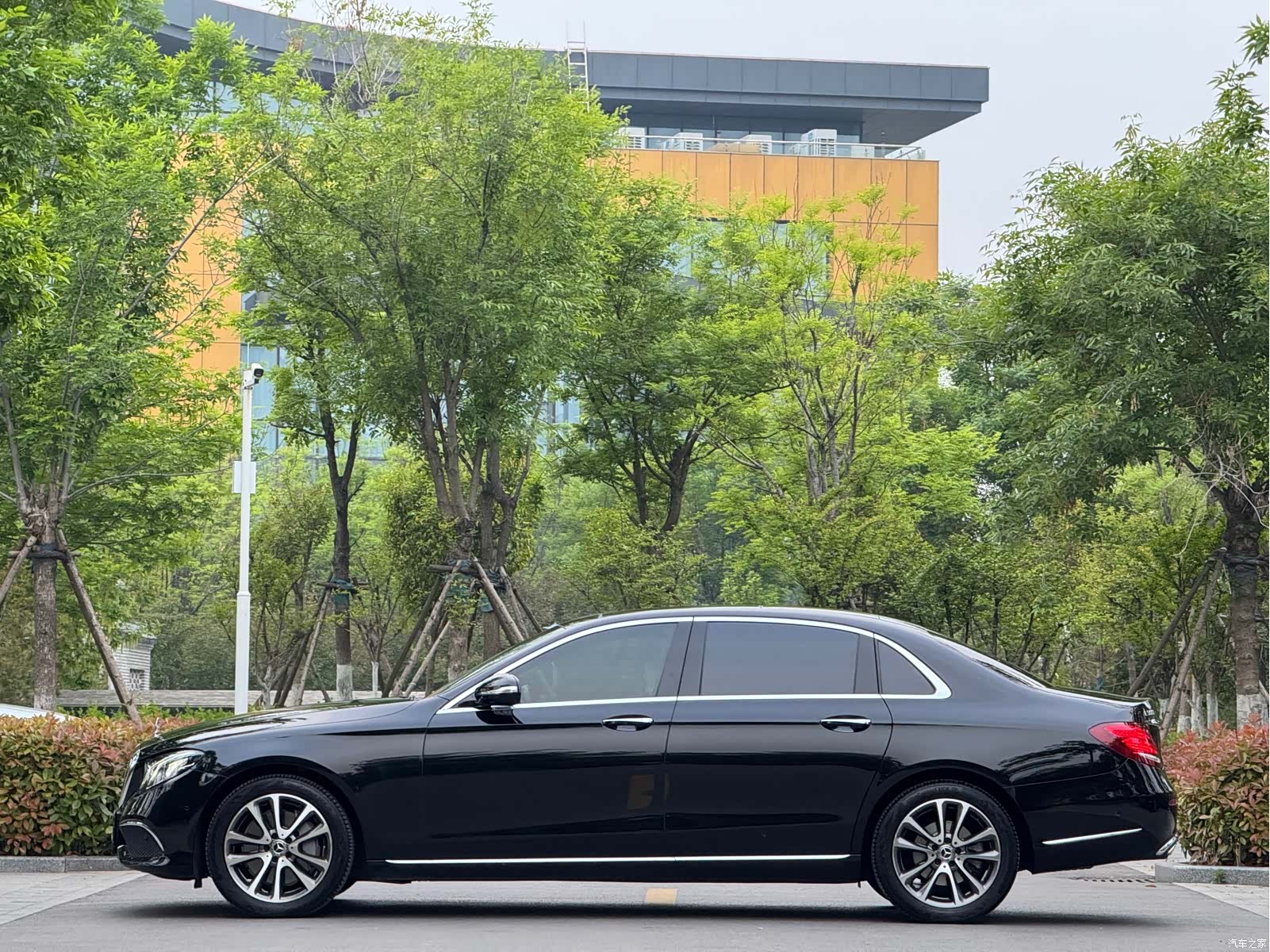 Mercedes-Benz E-Class, 2017 13