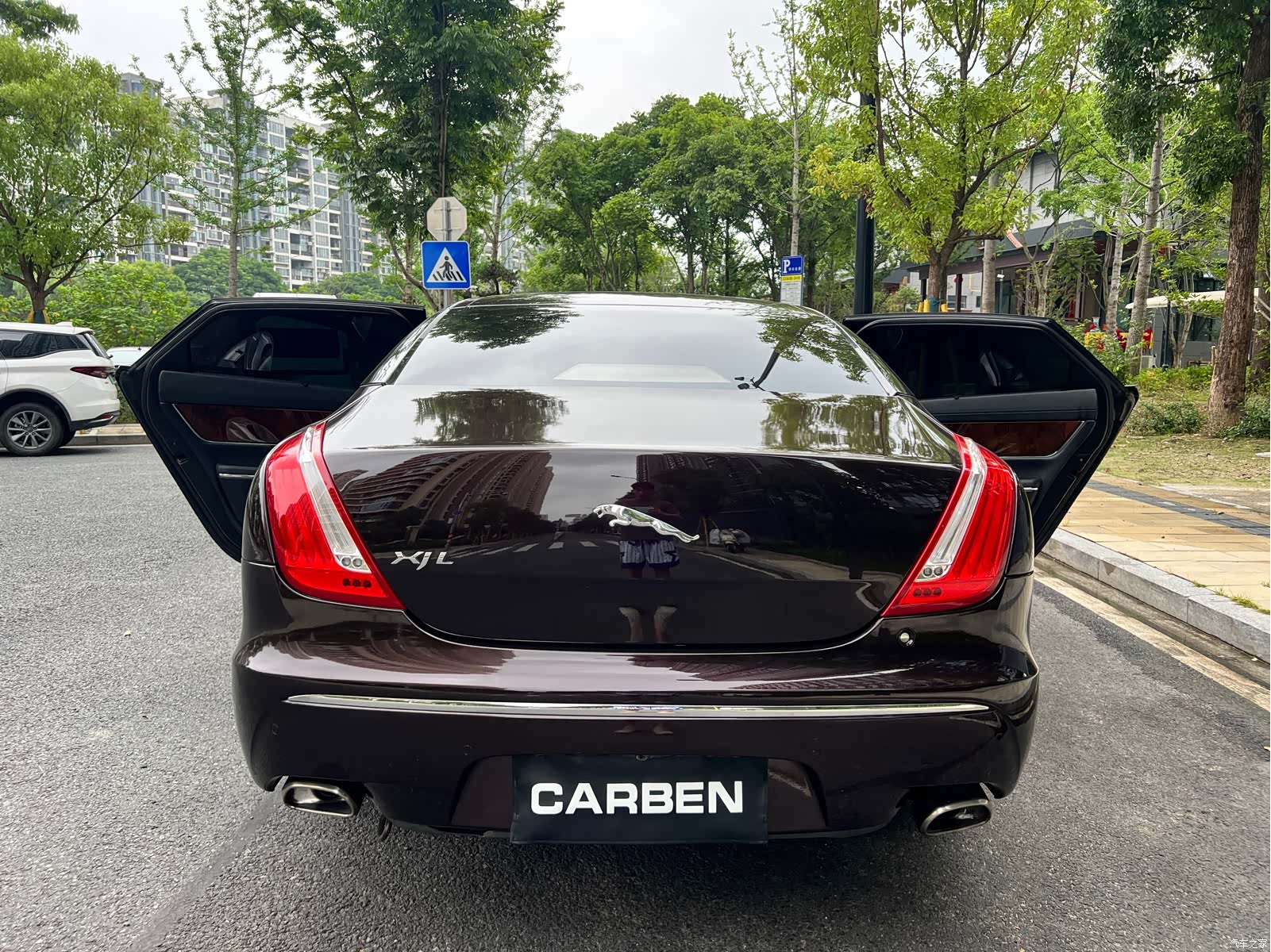 Jaguar XJ, 2012 15