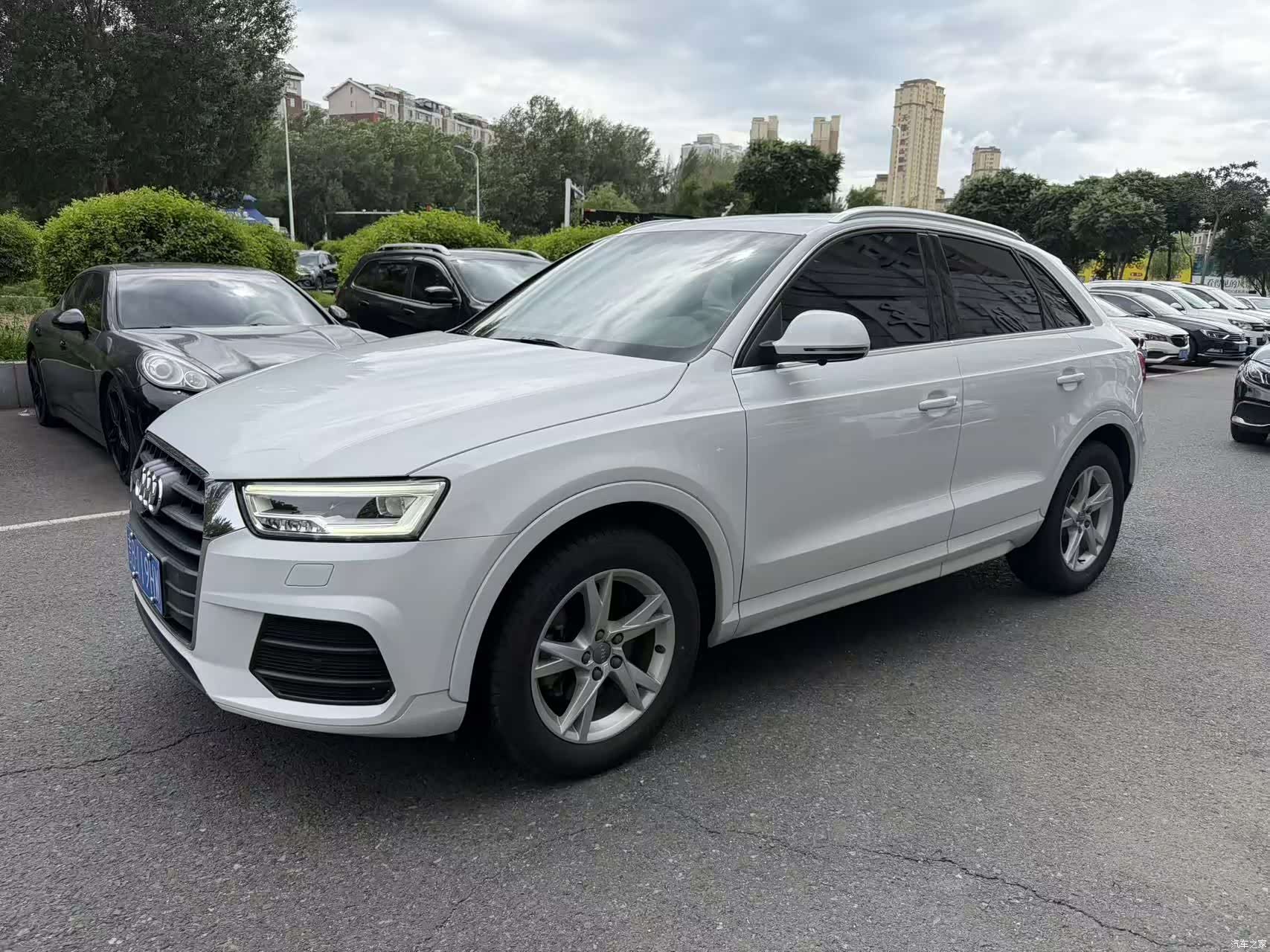 Audi Q3, 2019 1