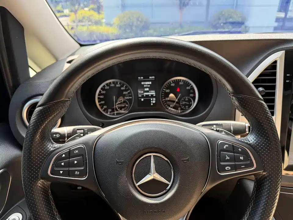 Mercedes-Benz Vito Mercedes-Benz Vito