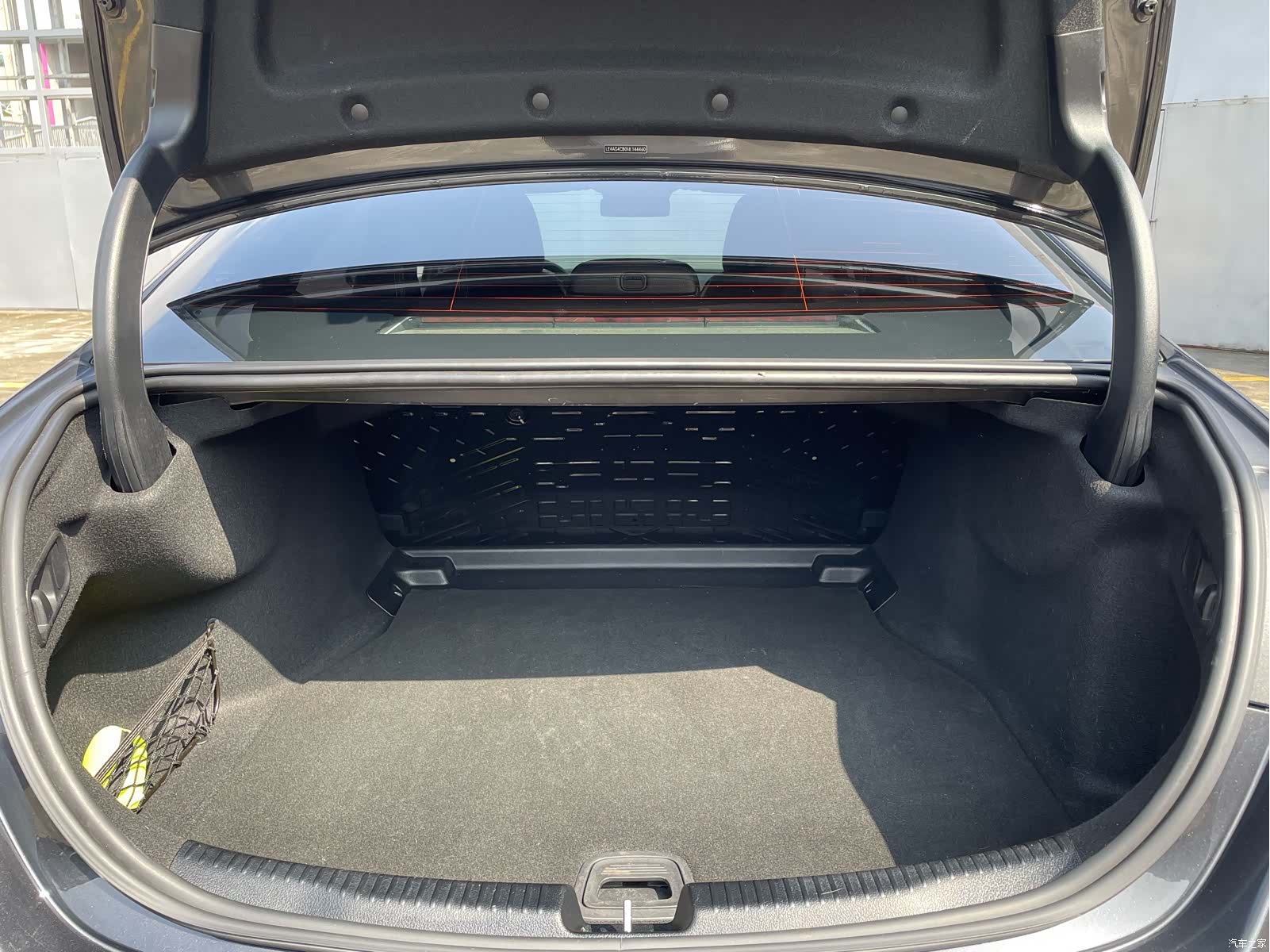 Mercedes-Benz C-Class, 2022 25