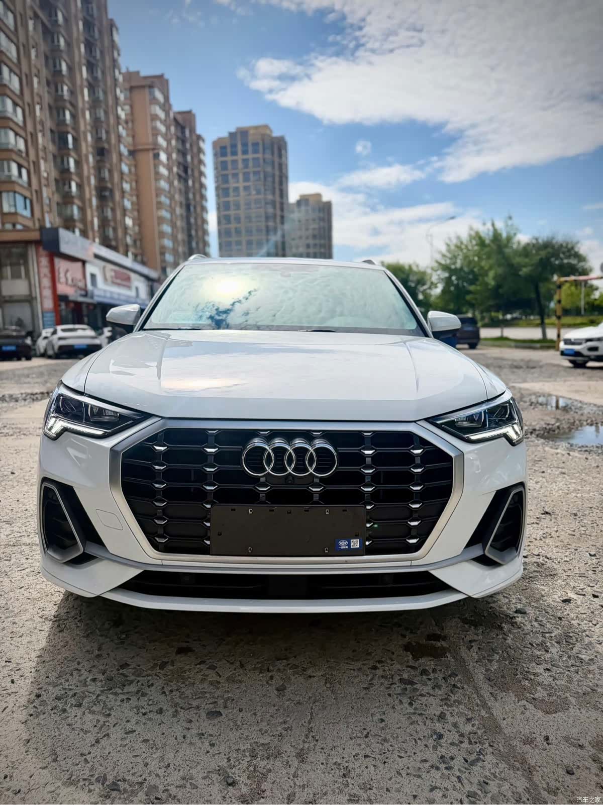Audi Q3, 2023 2