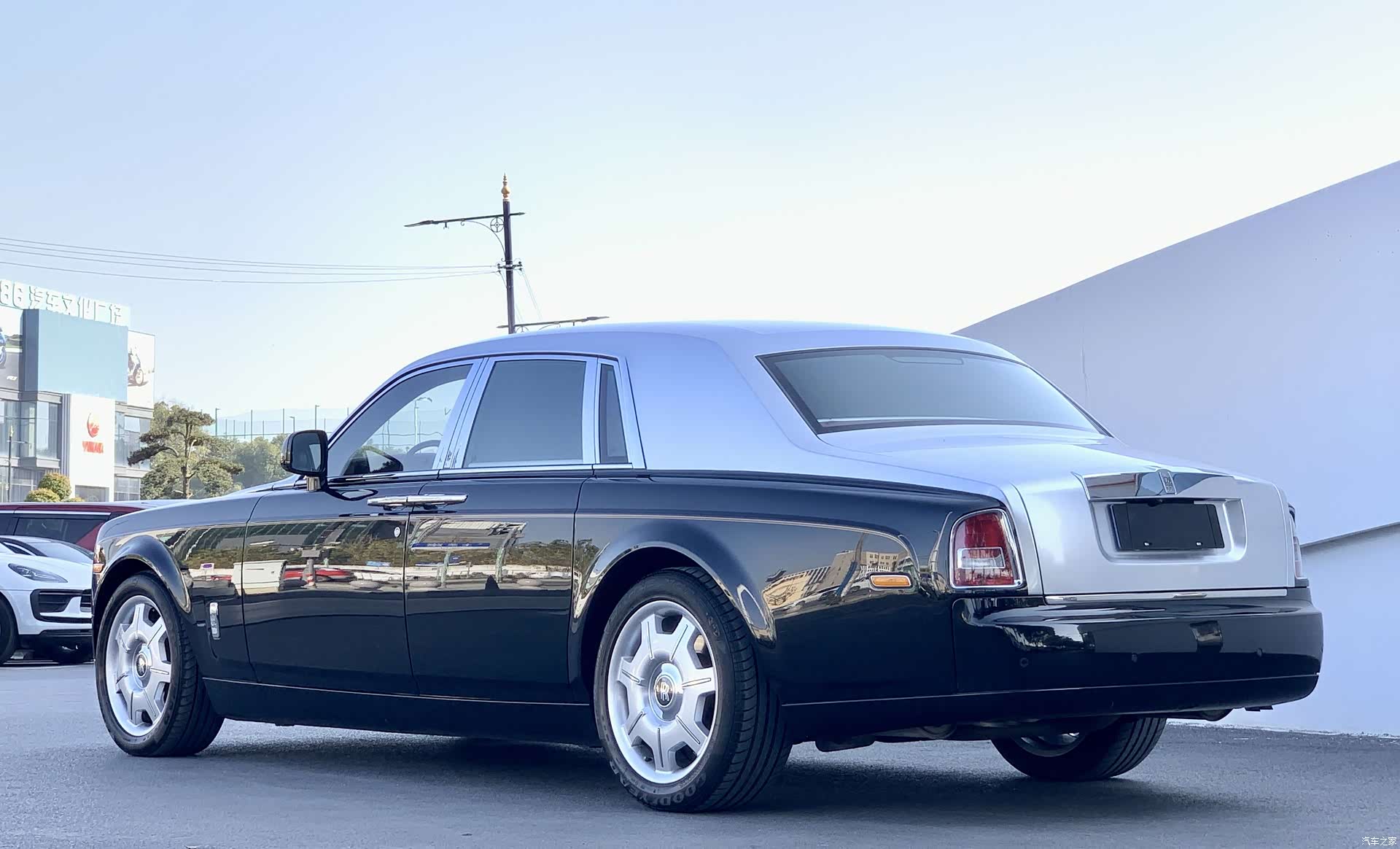 Rolls-Royce Phantom, 2013 16