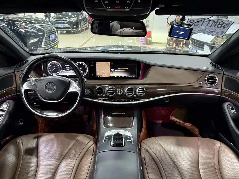 Mercedes-Benz S-class Mercedes-Benz S-class