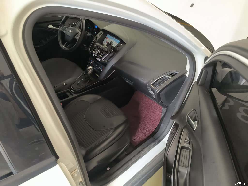 Ford Focus, 2017 22