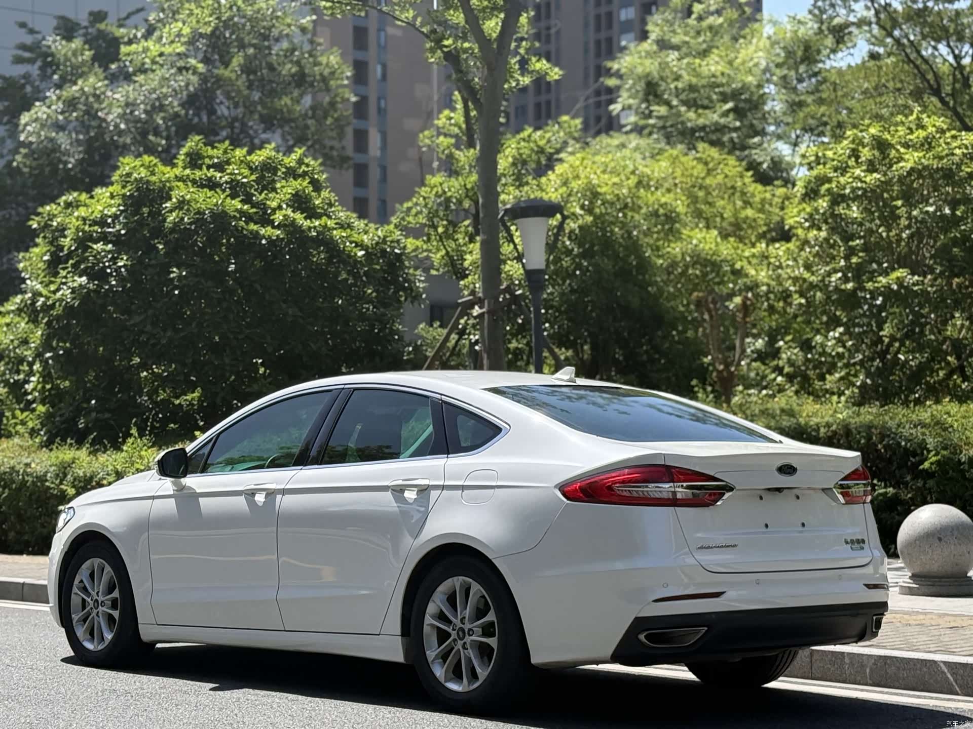 Ford Mondeo, 2020 4