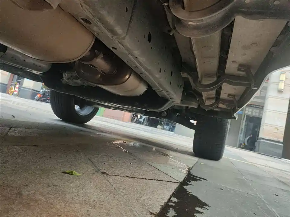 CrossBoundary Co-creation tank 300