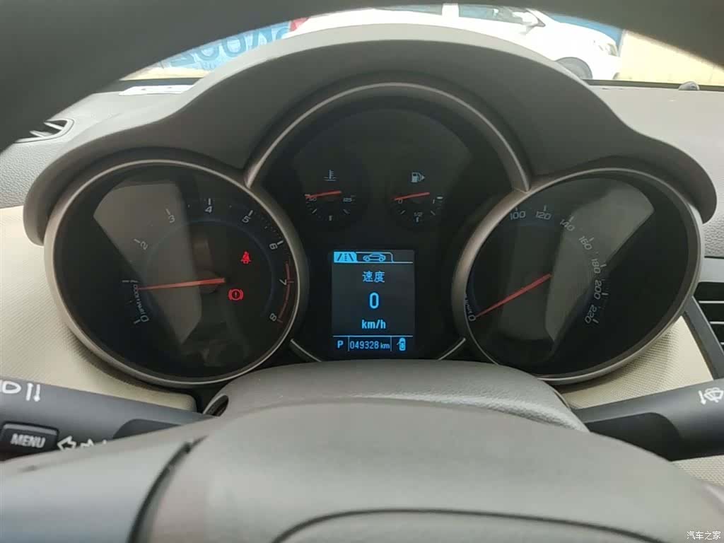 Chevrolet SE, 2016 12