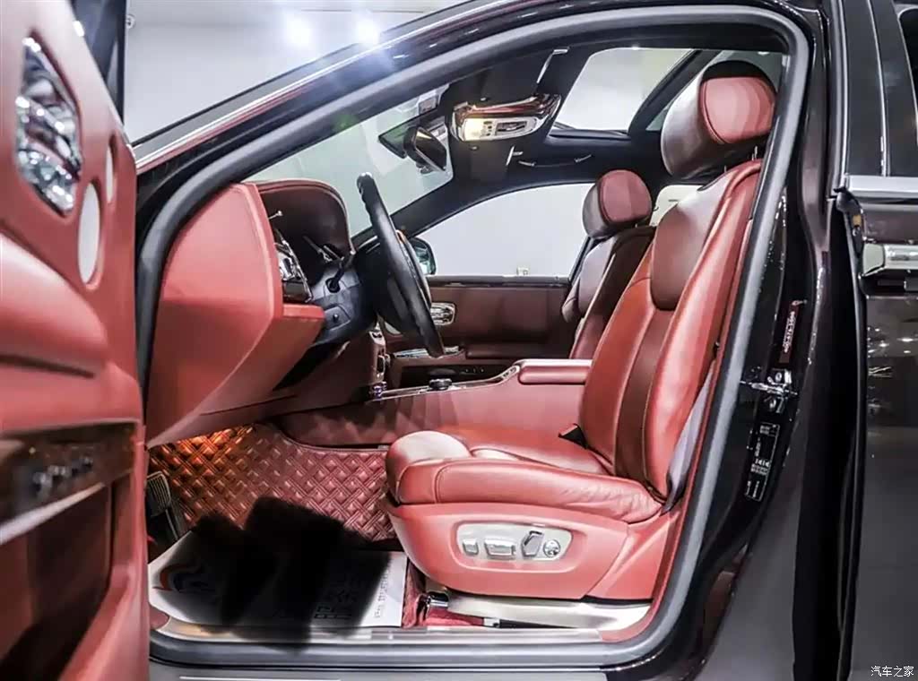 Rolls-Royce Ghost, 2017 8
