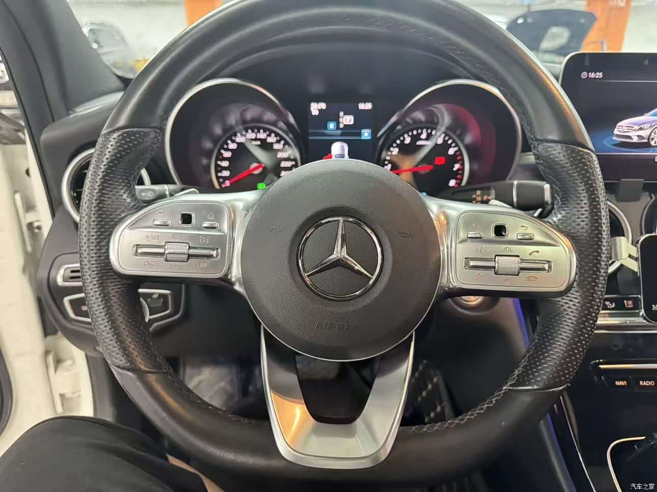 Mercedes-Benz C-Class, 2019 7