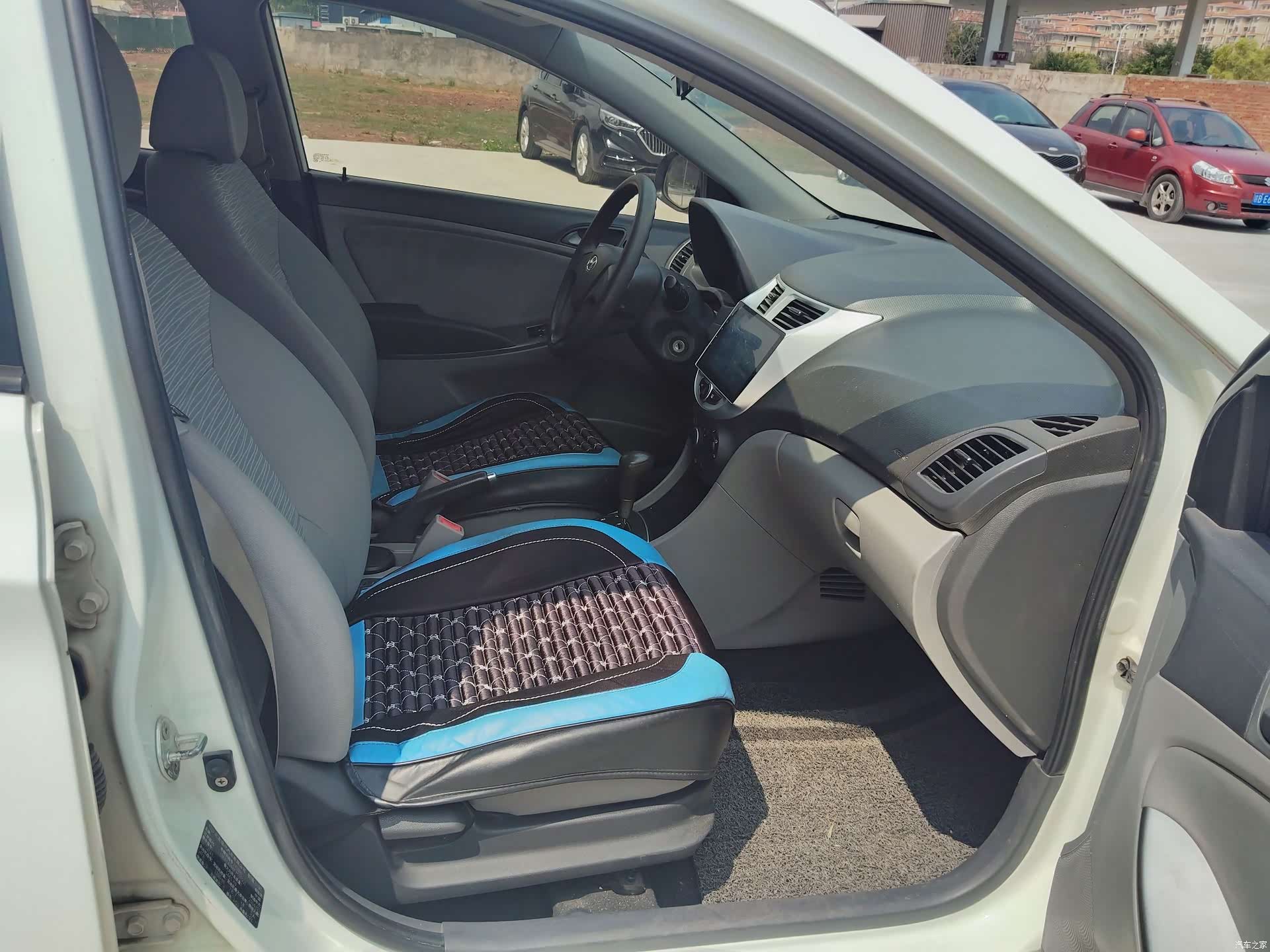 Hyundai GLS, 2014 6