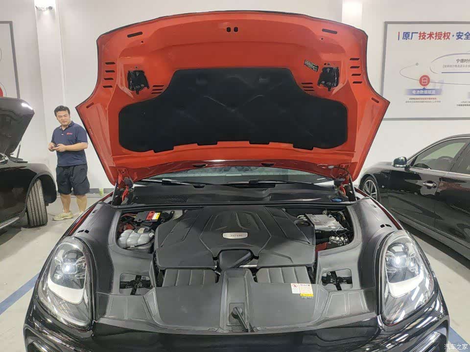 Porsche Cayenne, 2020 10