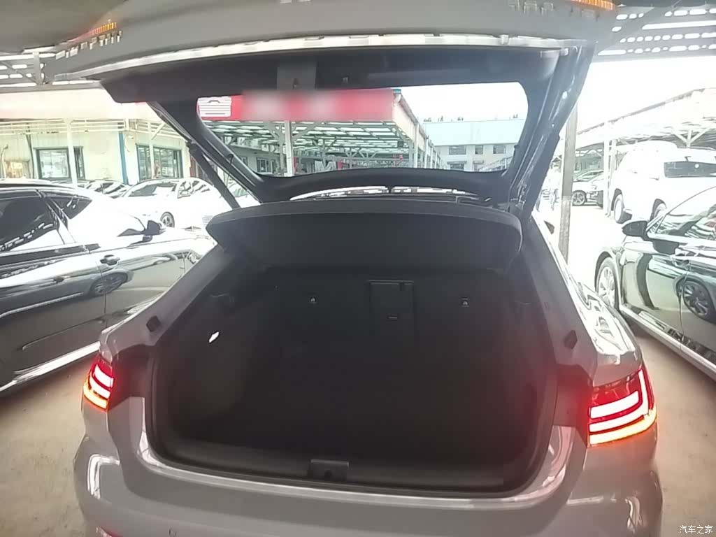 Volkswagen CC, 2025 19