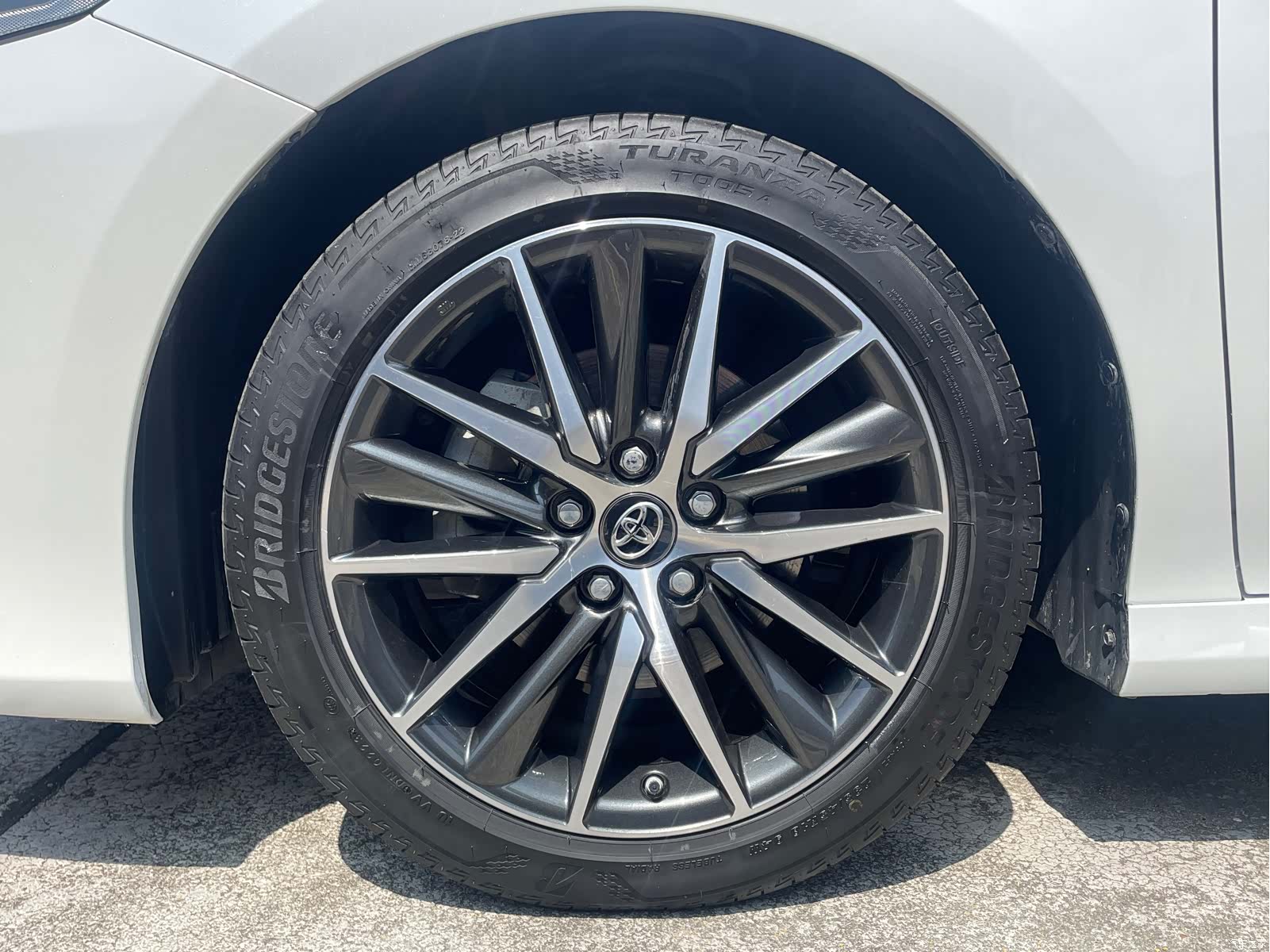 Toyota Camry, 2023 28